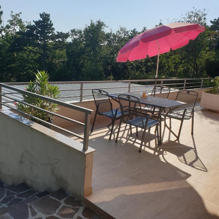 Apartment Sara Цриквениця Екстер'єр фото