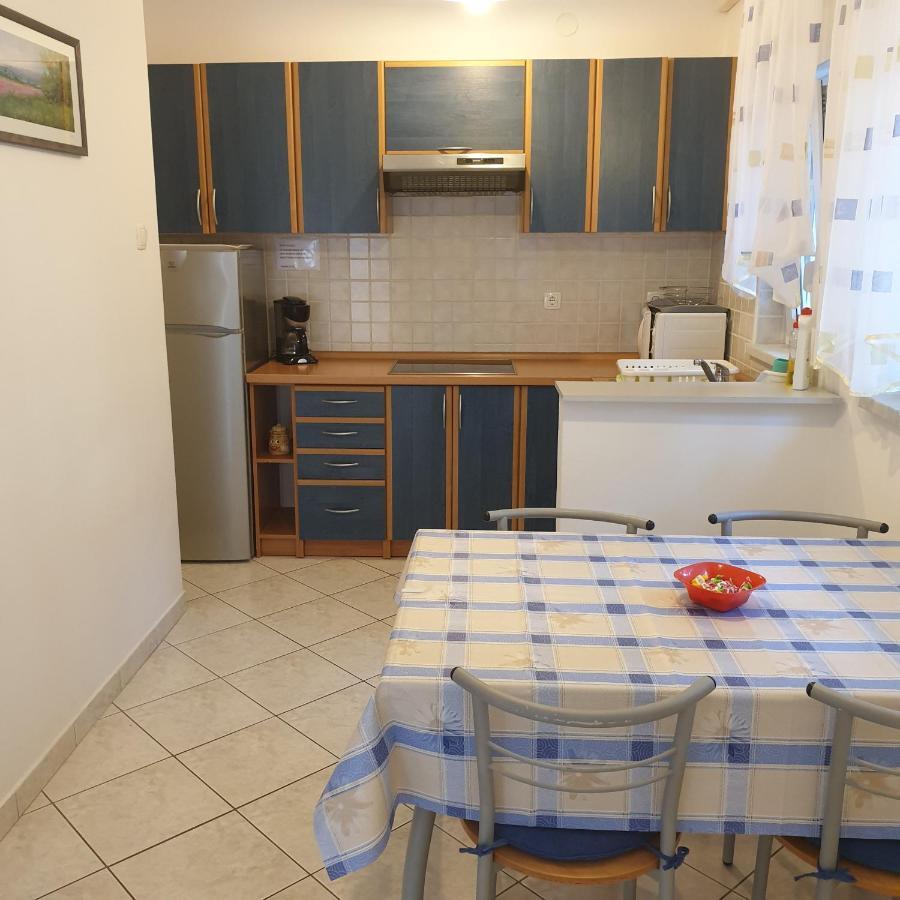 Apartment Sara Цриквениця Екстер'єр фото
