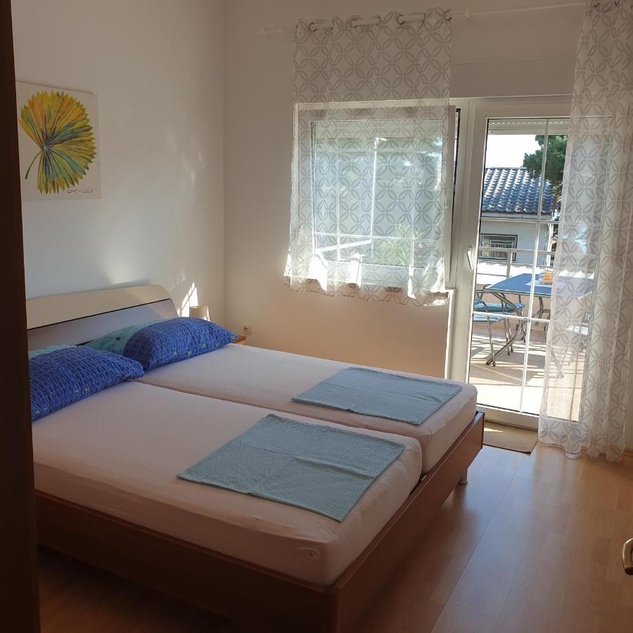 Apartment Sara Цриквениця Екстер'єр фото